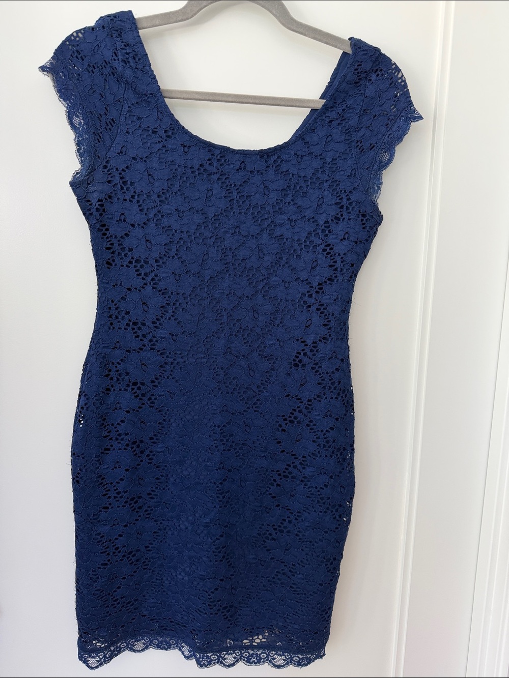 Cap-Sleeve Lace Mini Dress in Navy